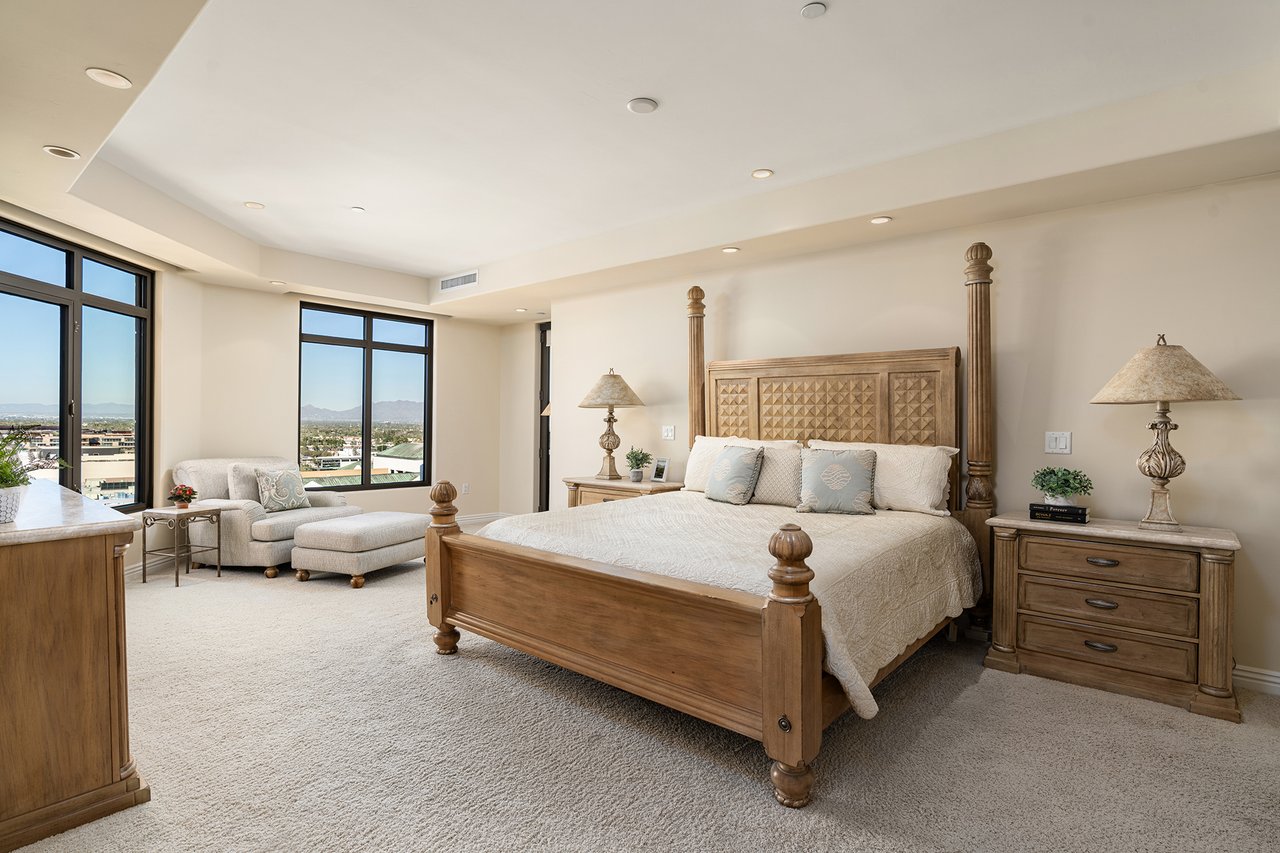 7181 E Camelback Road 1202