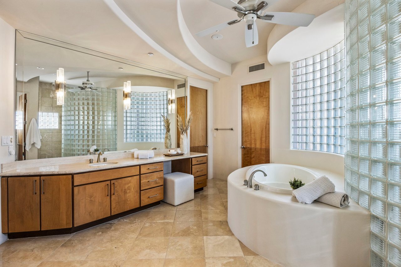 11087 E Harris Hawk Trail
