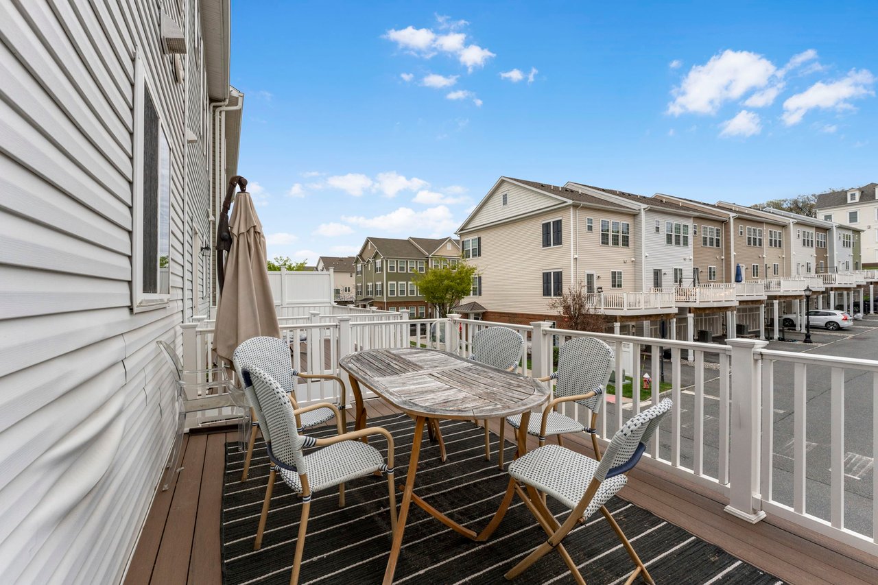 70 Wesmont Dr
