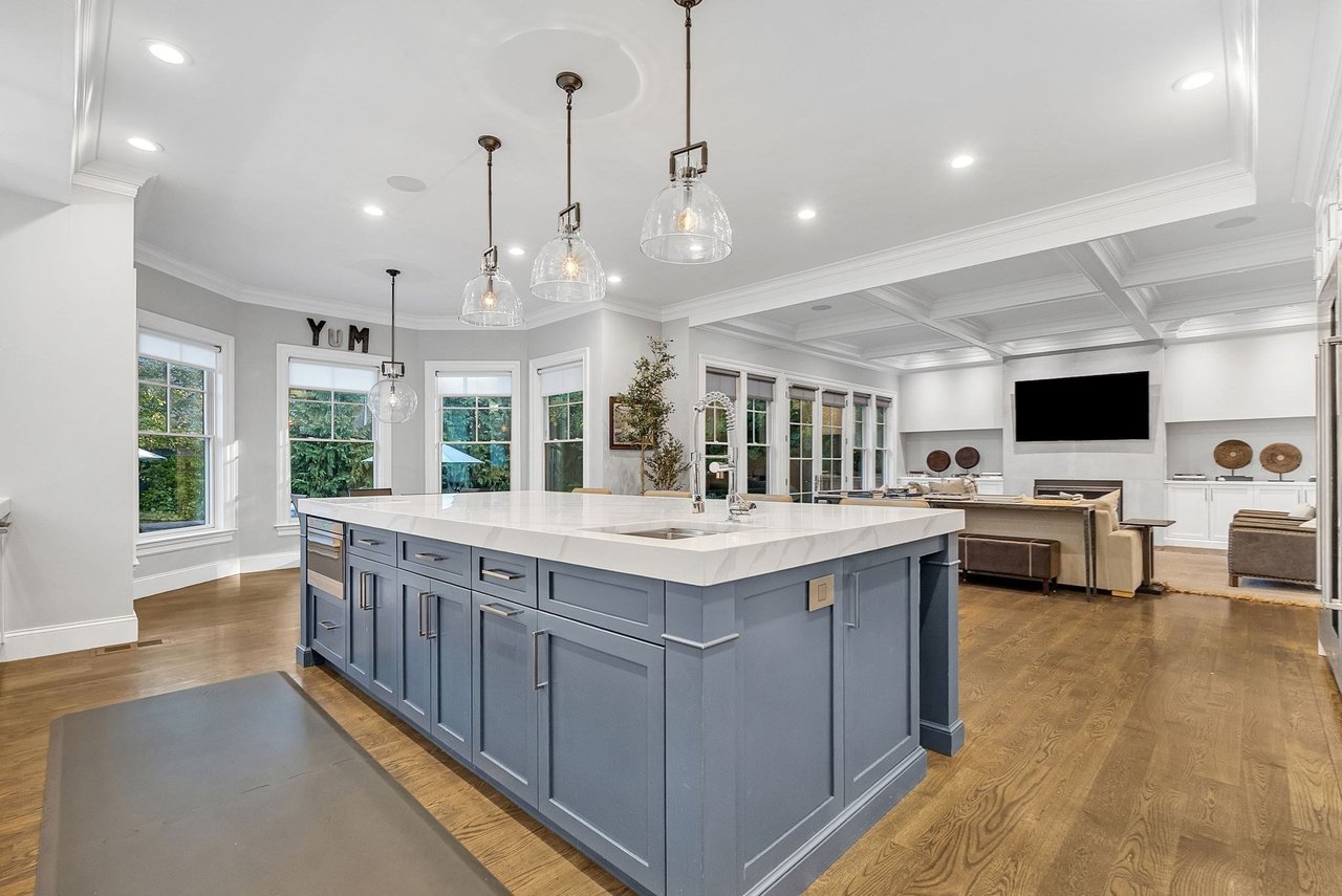 48 Country Club Road