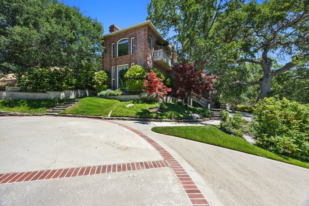 24120 Martingale Way 