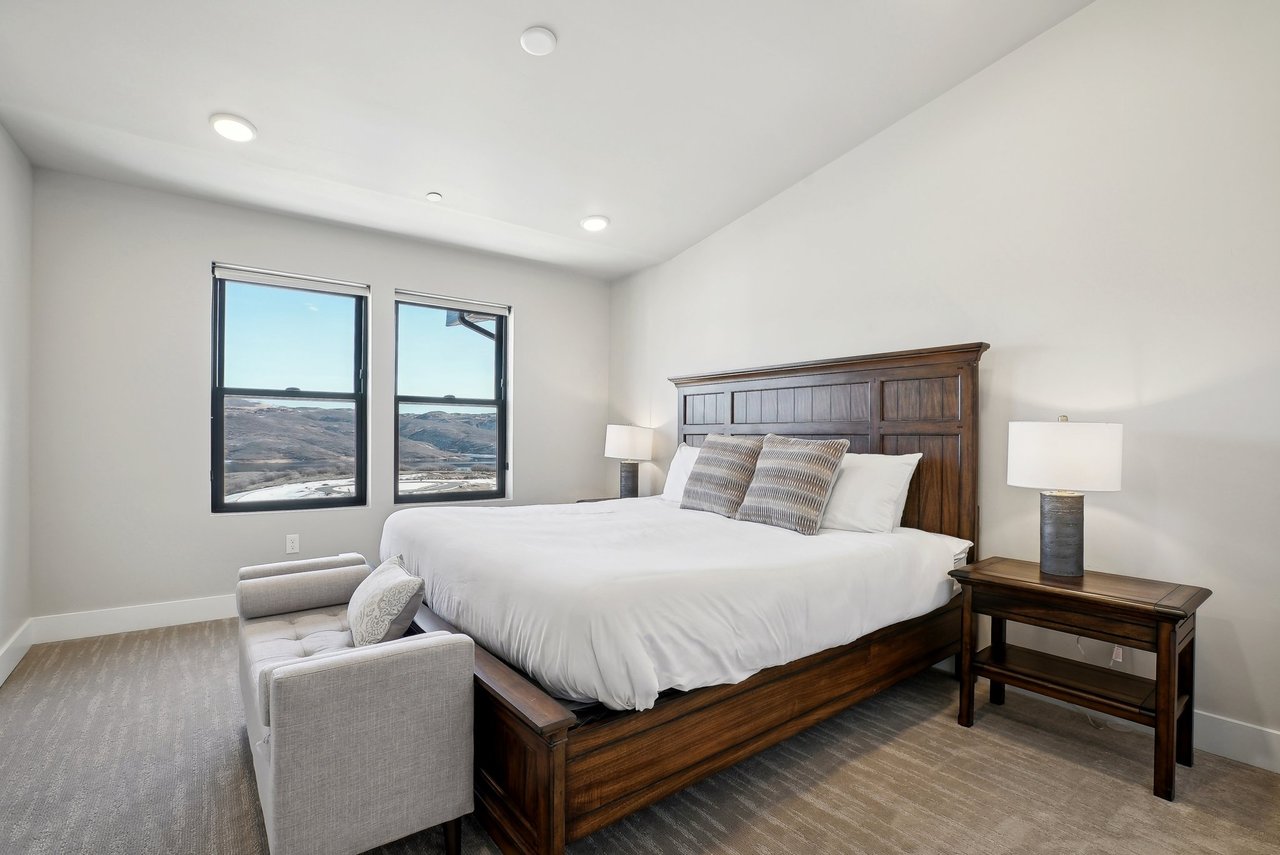 1145 W Helling Circle #304