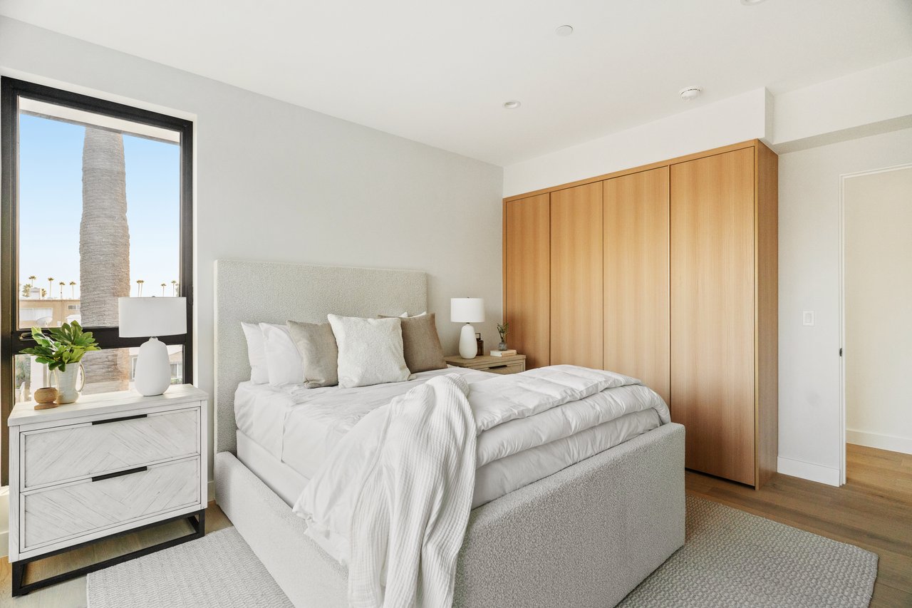 Ambrosia at Hillhurst