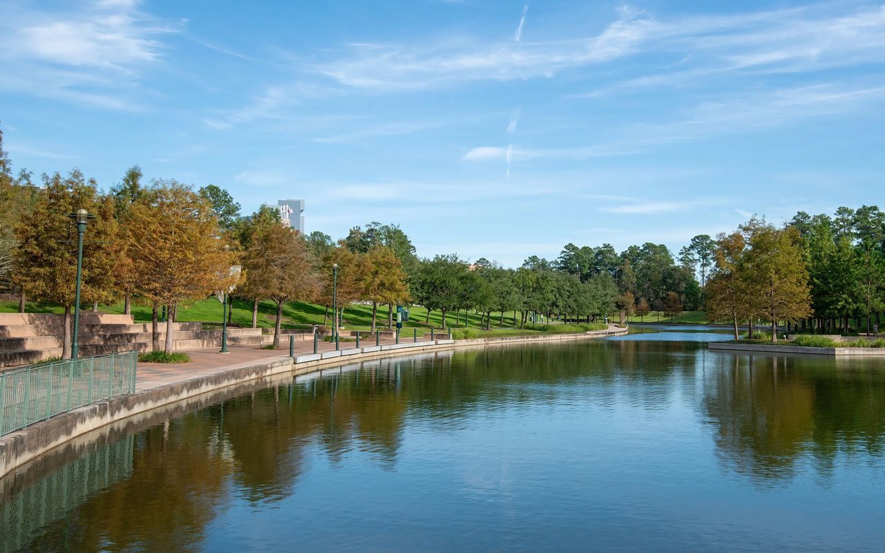 2 Meadow Spring Condos Available to Rent