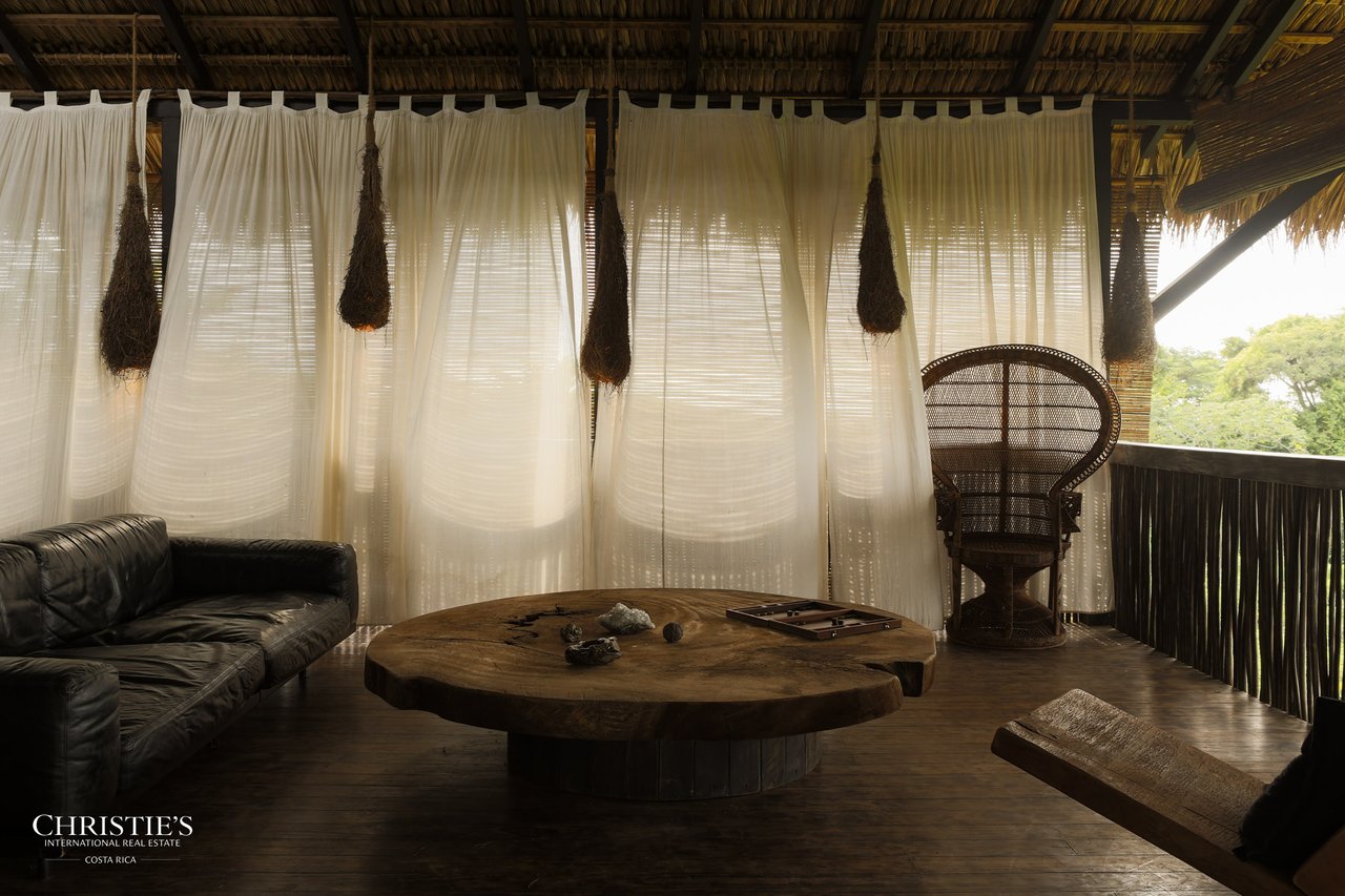 Villa Animales – Luxury Jungle Sanctuary