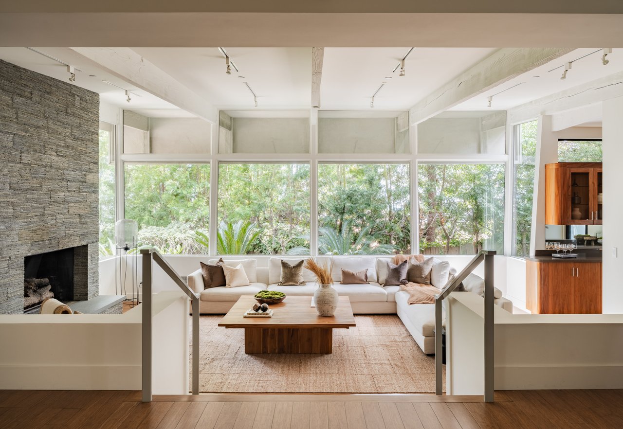 1575 Carla Rdg, Beverly Hills