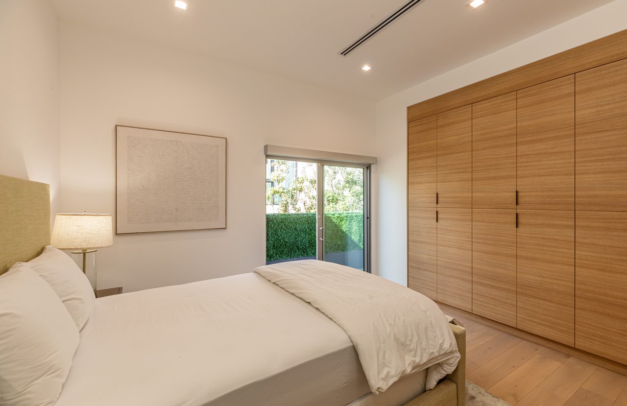 31220 Broad Beach Rd, Malibu