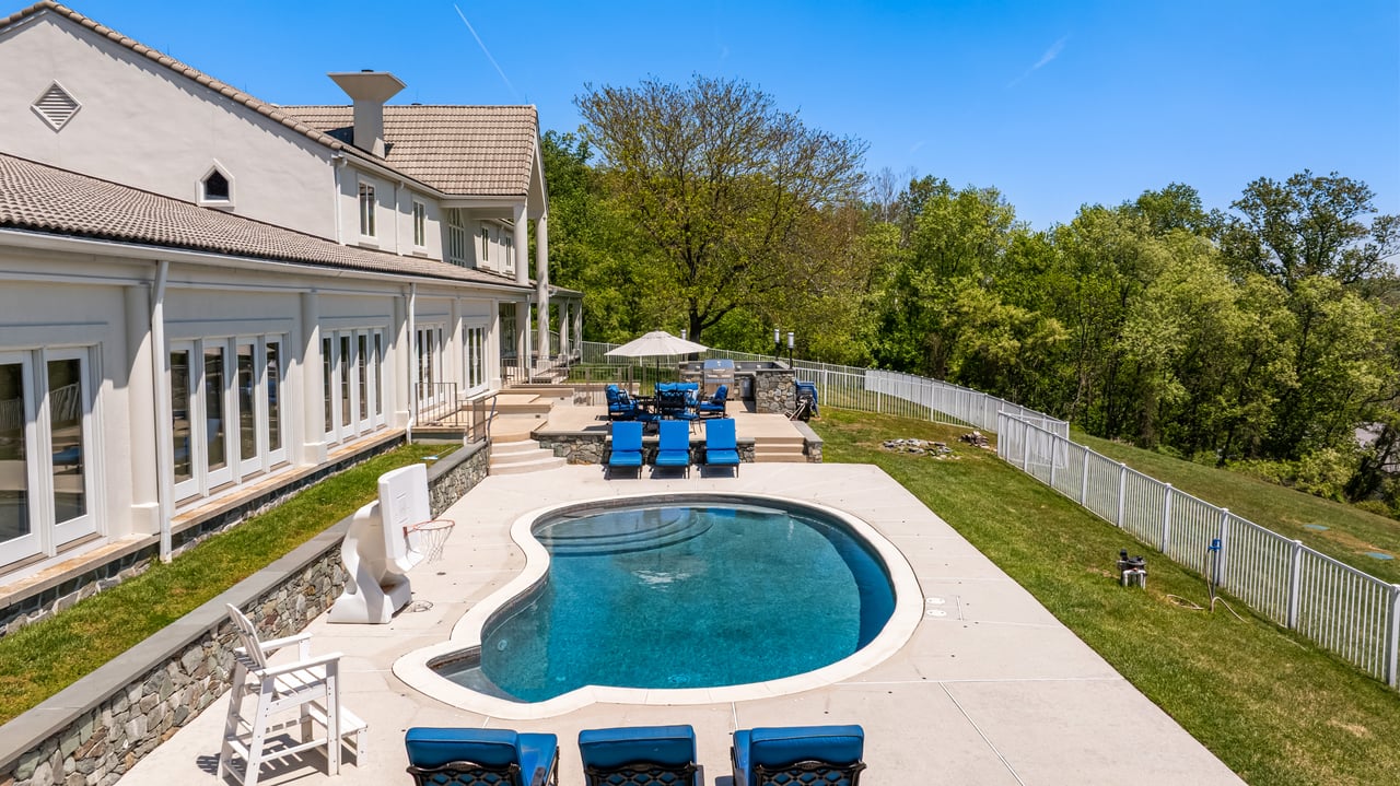 55 Acre Monkton Estate Farm