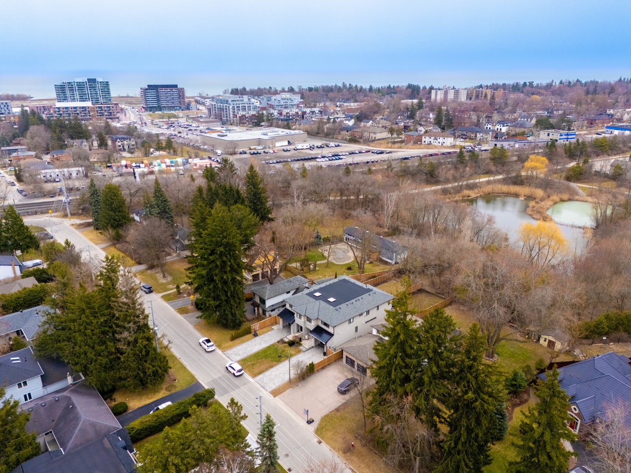 1176 Kane Road