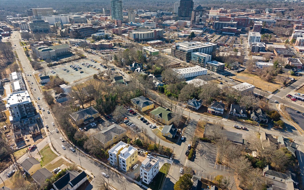 813 N Roxboro Street