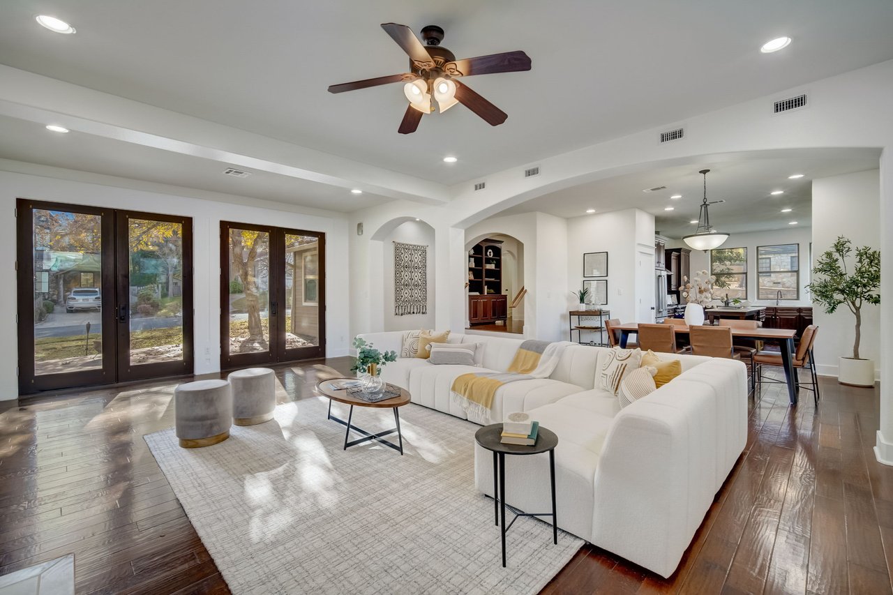 1411 Burford Pl