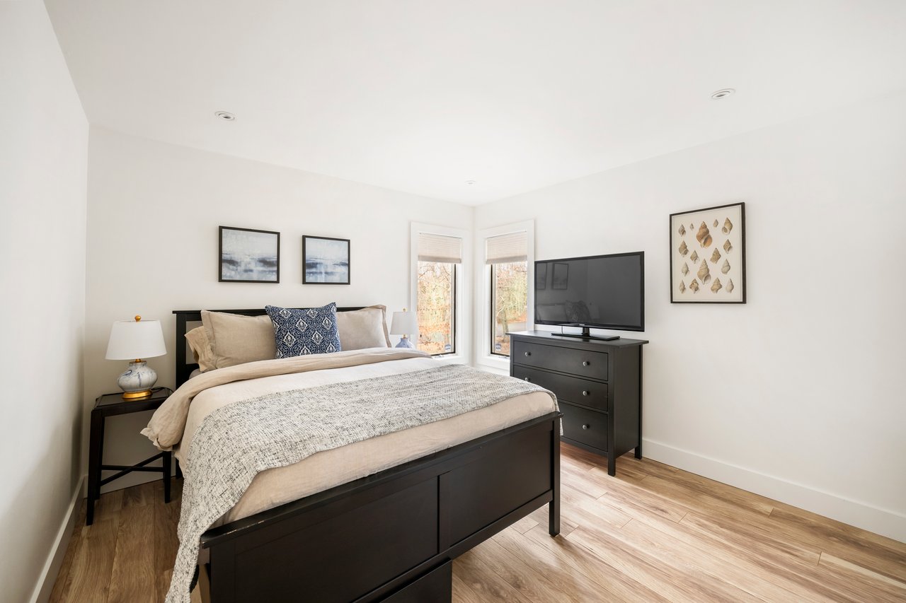147 Sycamore Drive, East Hampton