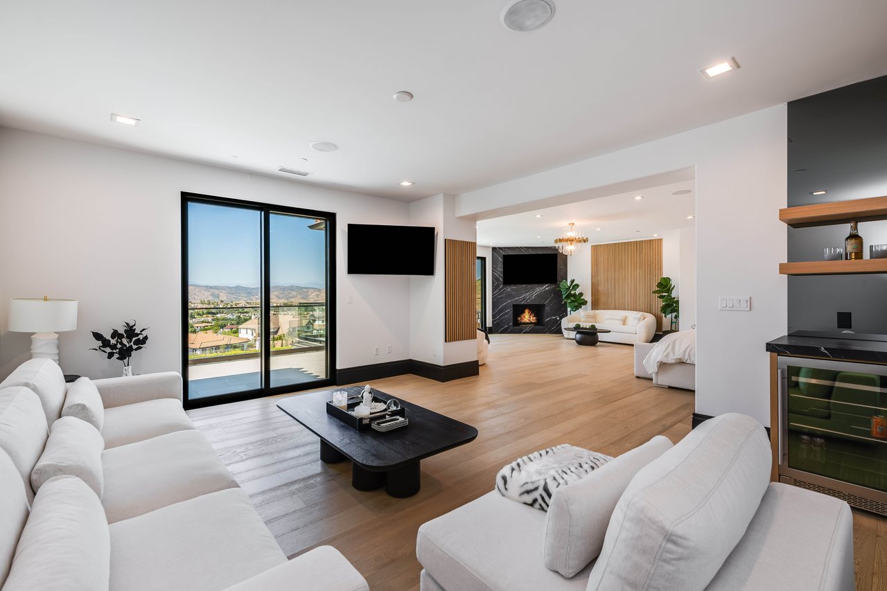 25201 Prado Del Misterio