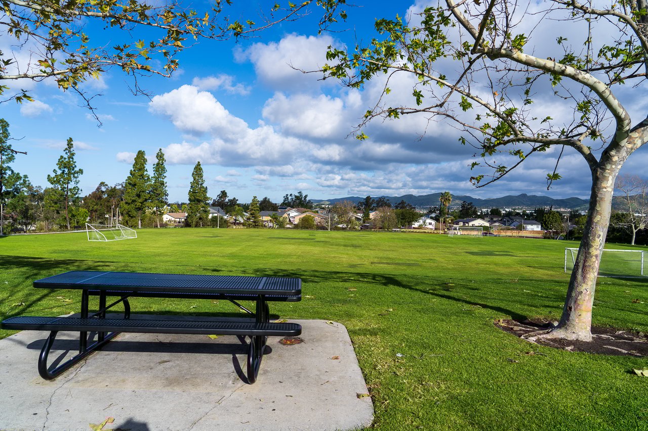 21865 Jinetes, Mission Viejo, CA 92691