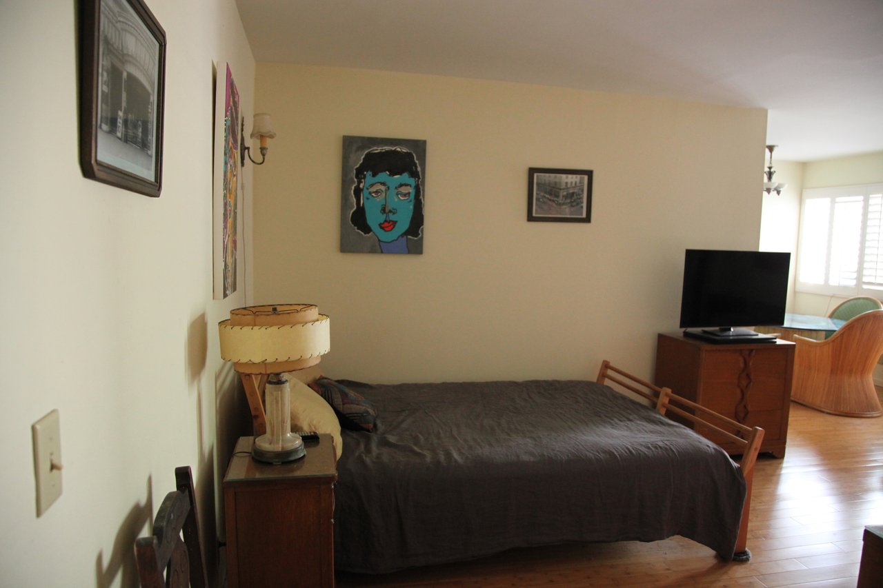 700 Westmount Dr #105