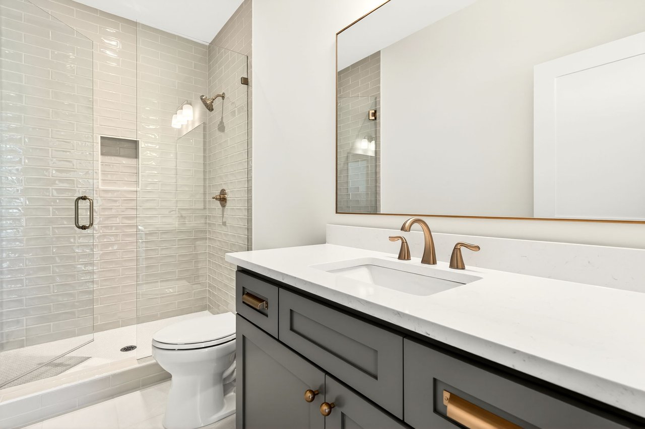 100 King Street | HISTORIC DOWNTOWN ROSWELL