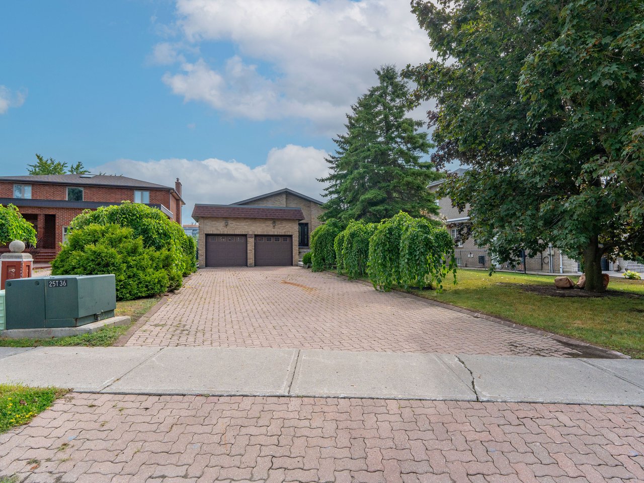 101 Leyburn Ave