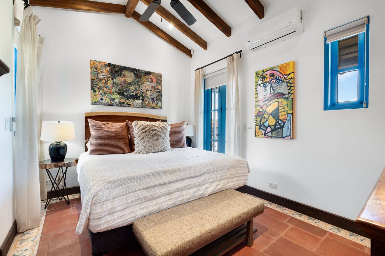5 Calle Cartagena | This coastal retreat offers a perfect blend of comfort and convenience.