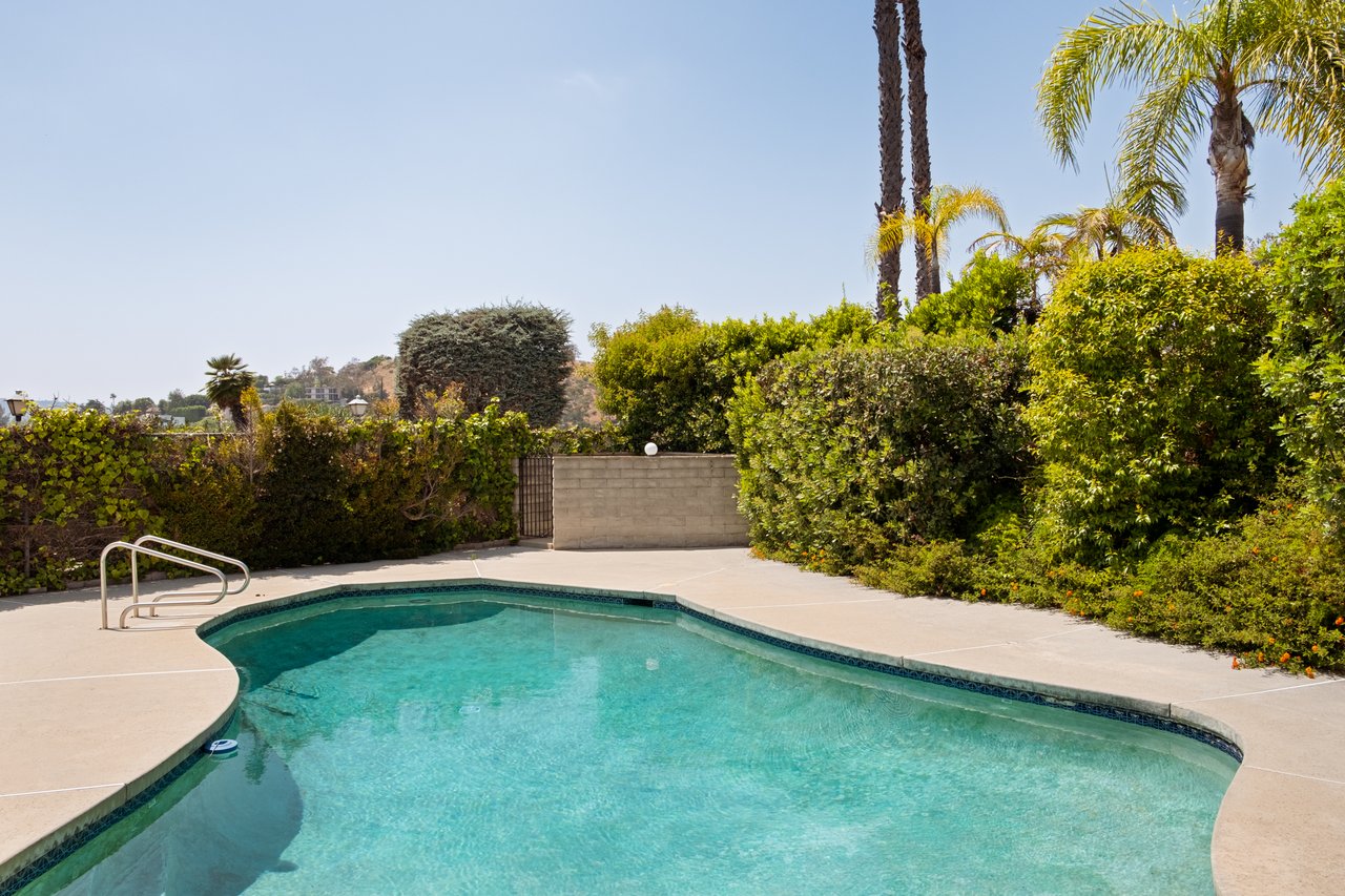 2341 N Hobart Blvd, los feliz