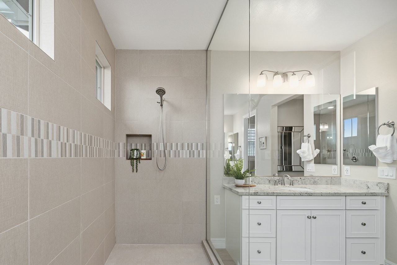 3743 E ARABIAN Drive