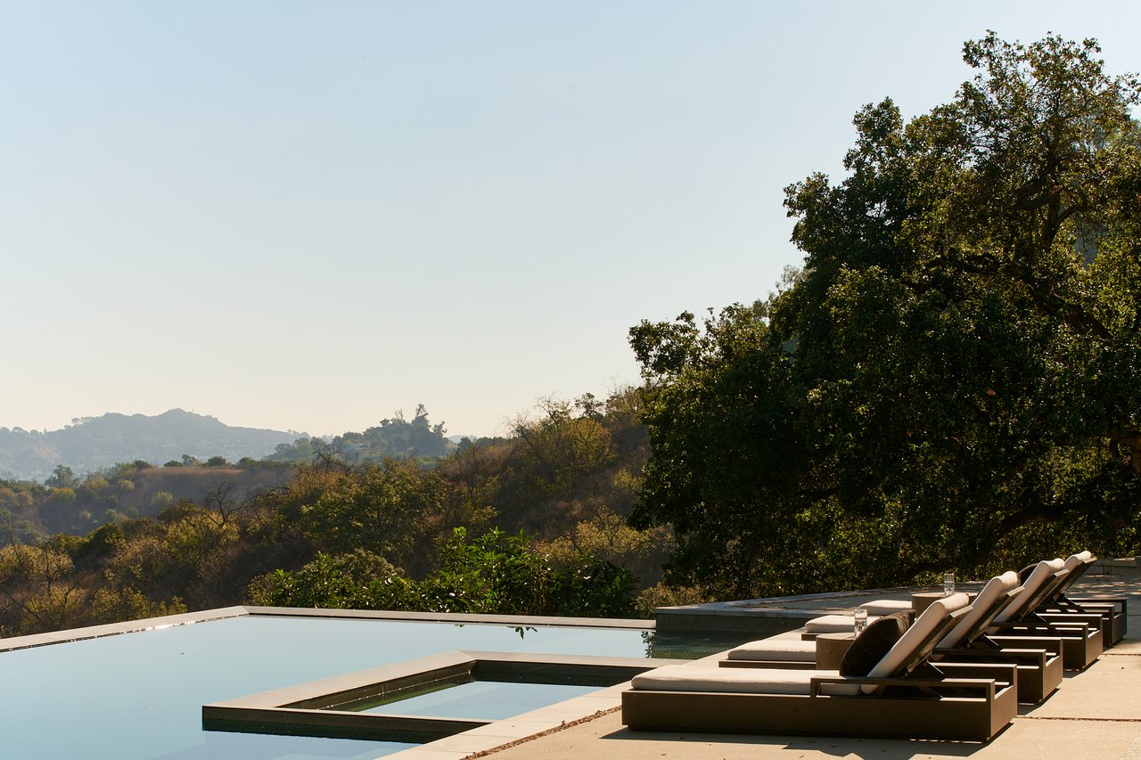 13331 Mulholland Dr, Beverly Hills