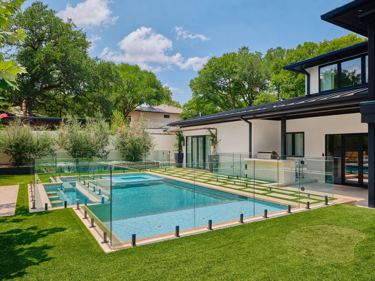 The Tarrytown Enclave | A Rare Compound in the Heart of Central Austin