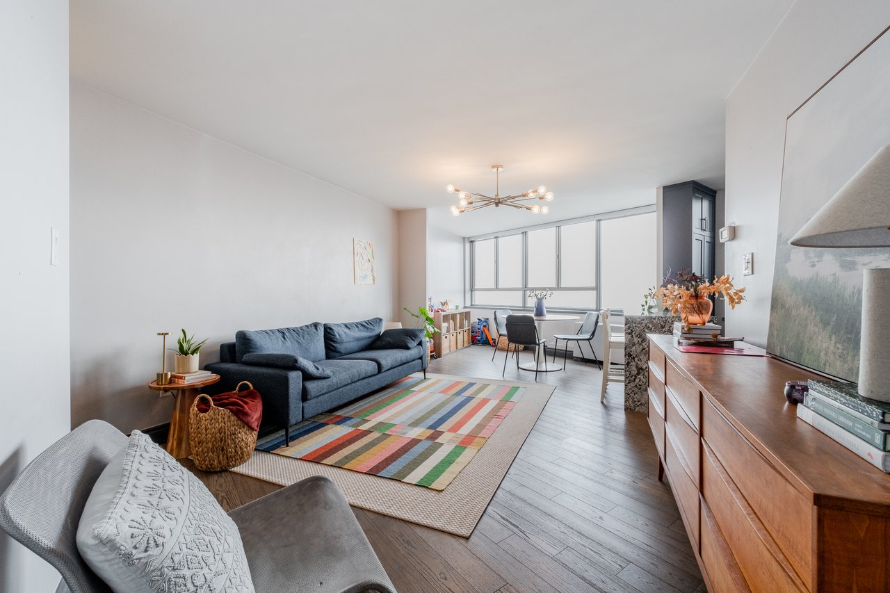 2805-270 Queens Quay W 