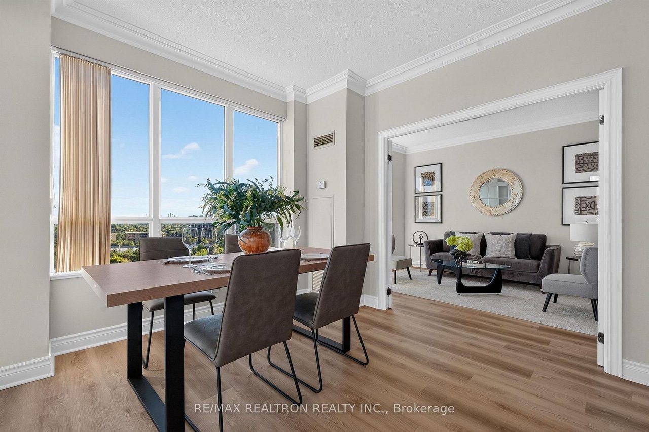 NORTH YORK LUXURY 