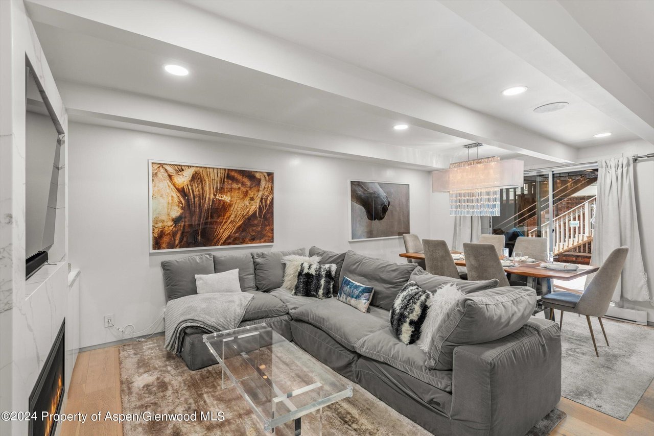 731 E Durant Ave, #2