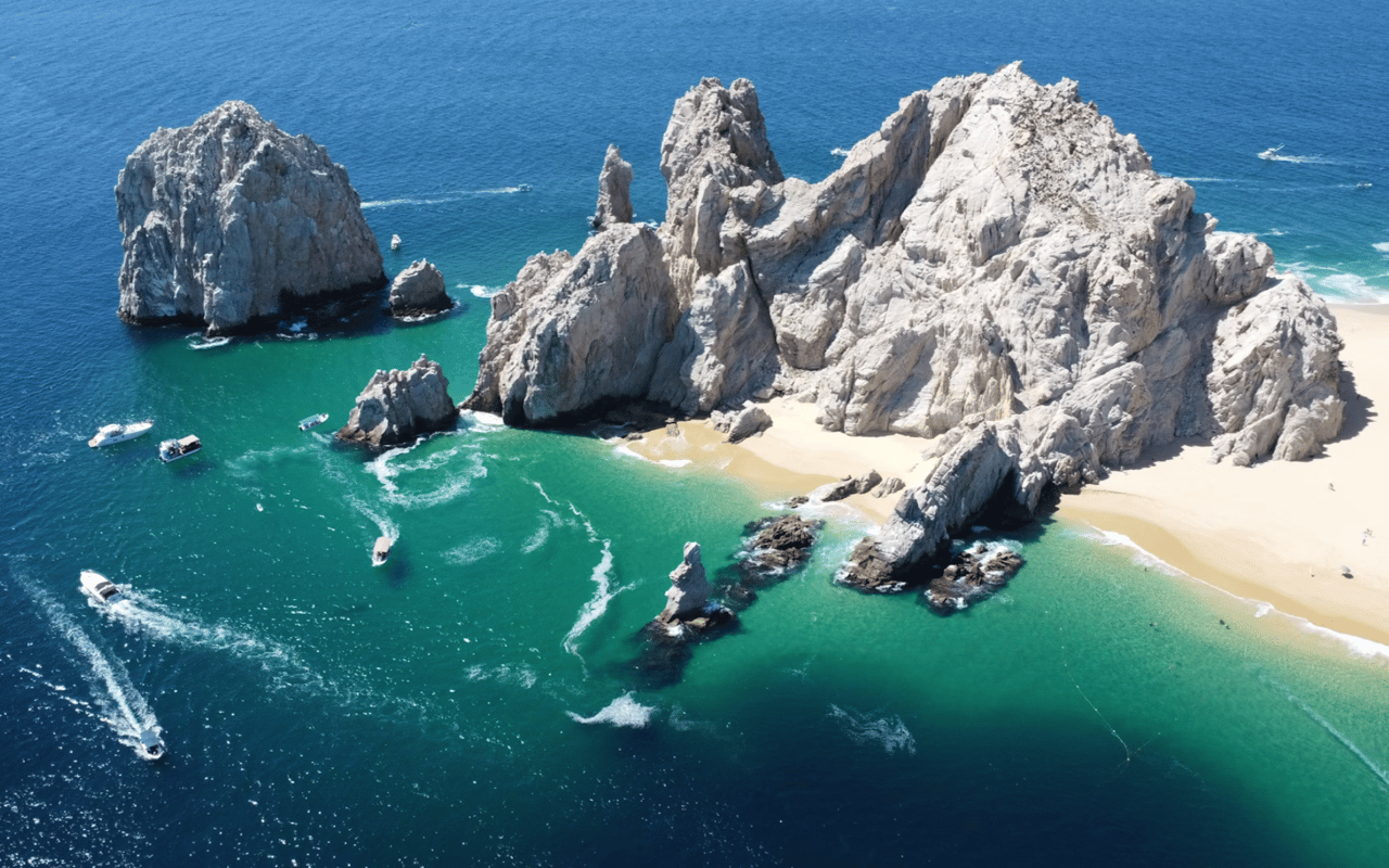 The Top Attractions in Cabo San Lucas for Locals and Tourists