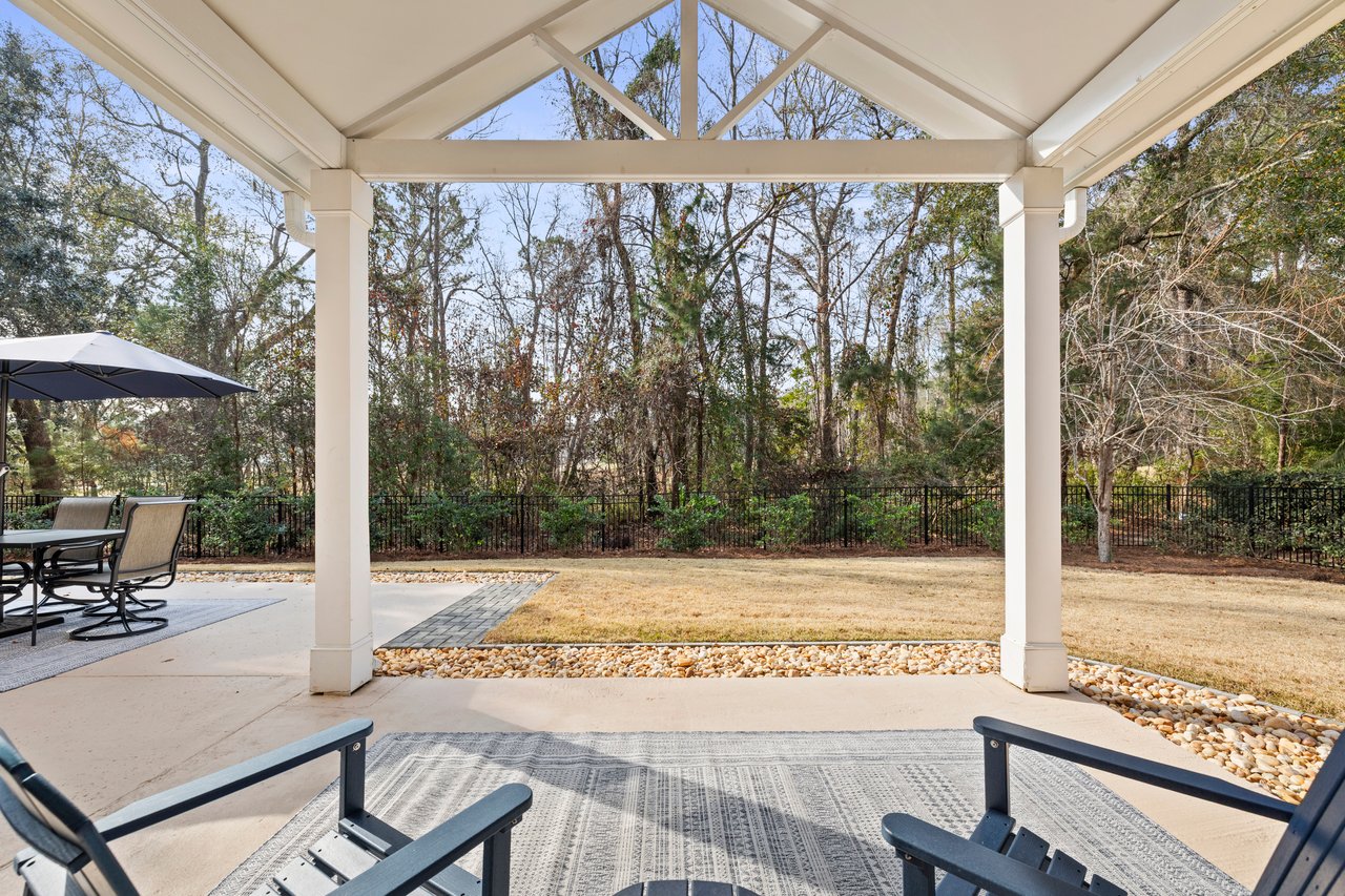 257 Farnsleigh Avenue