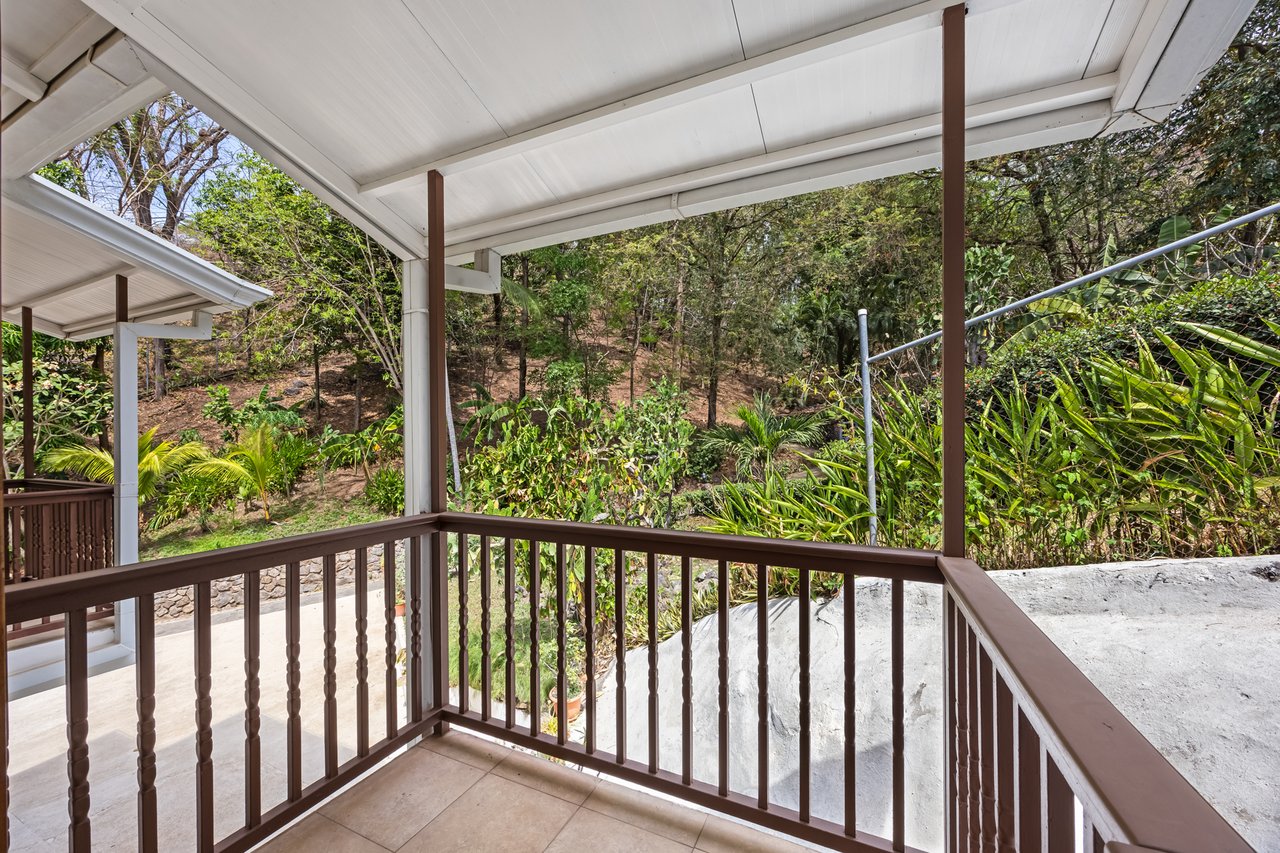 Casa Veranera & Bonus Lot | Elegant 7-Bedroom Coastal Estate with Ocean Views Steps from Playa Flamingo