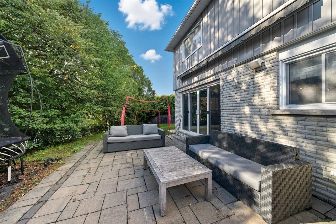 11 Avondale Cres 