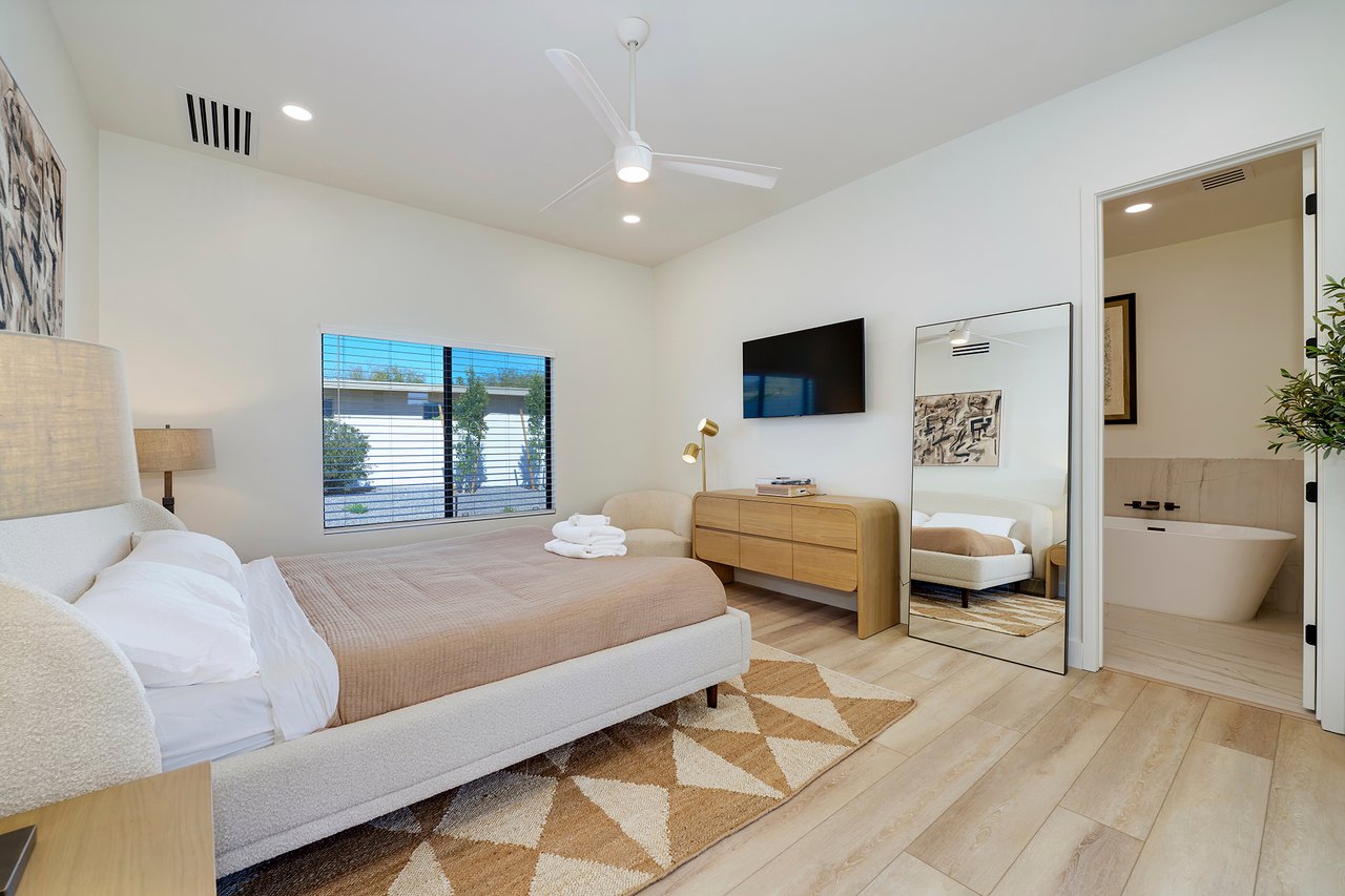 6535 N HILLSIDE Drive