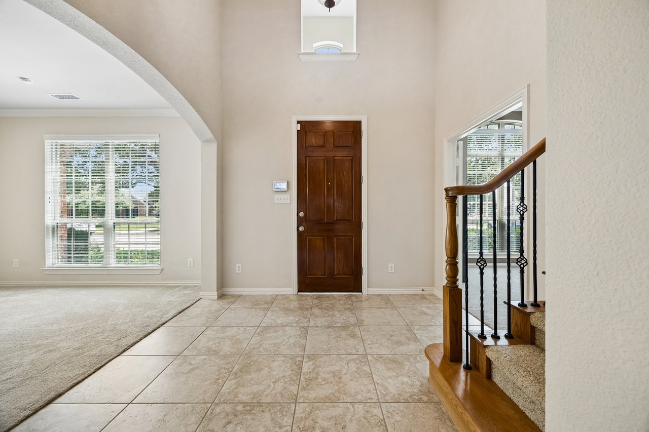 7001 Handen Drive