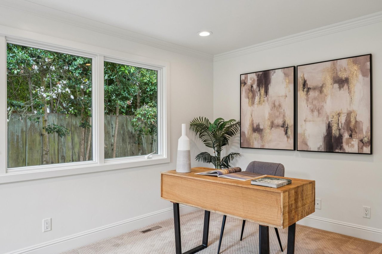 1068 The Old Drive