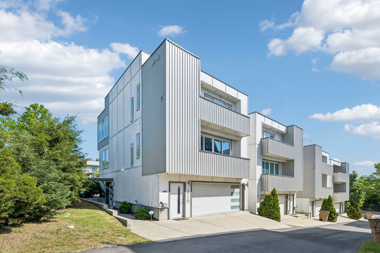 Nashville STR Exit Strategy: When to Sell a Performing Short-Term Rental