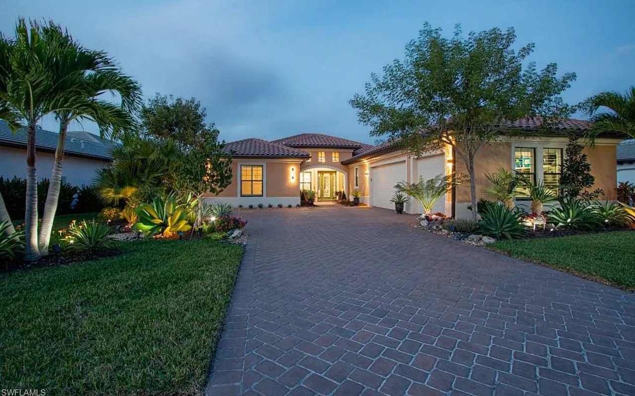 2143 Antigua Ln