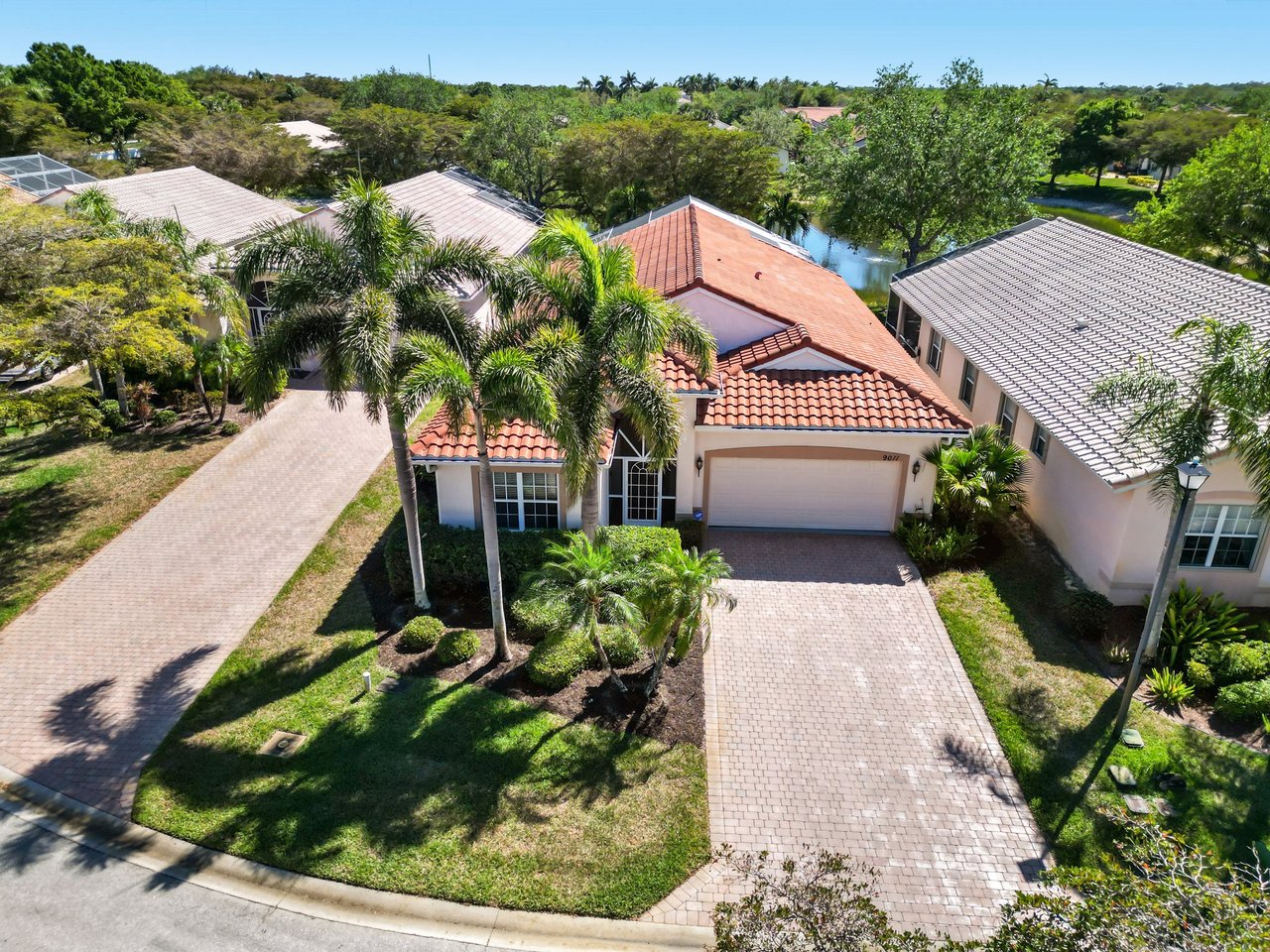 9011 Springview LOOP