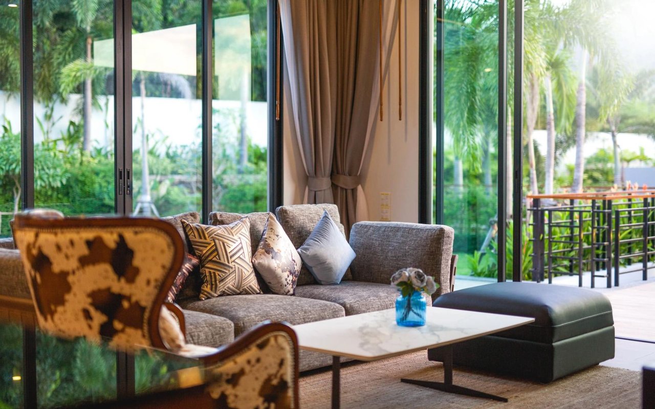 Tour Homes for Sale Like a Pro