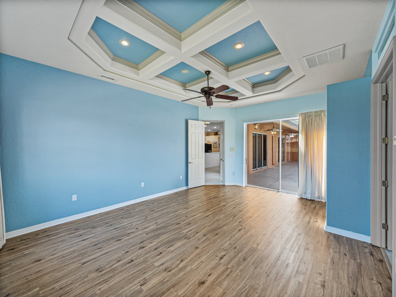 12333 WOODLANDS CIR