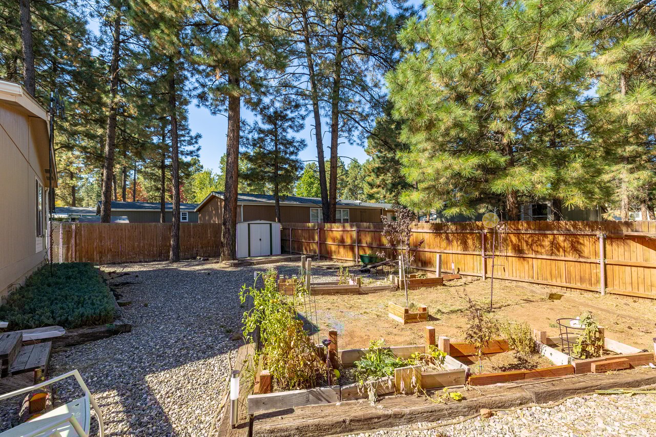 1431 S Union Pacific St