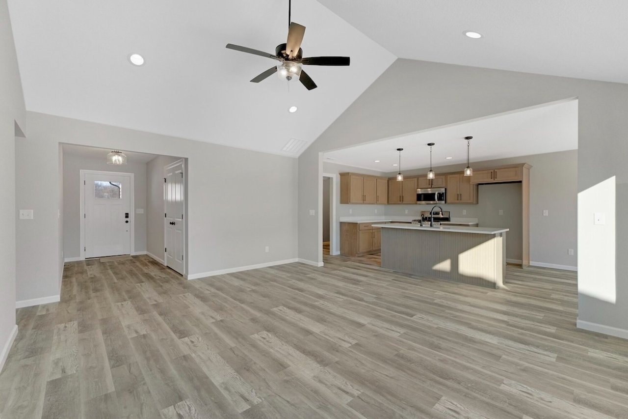 118 Sunset Dr