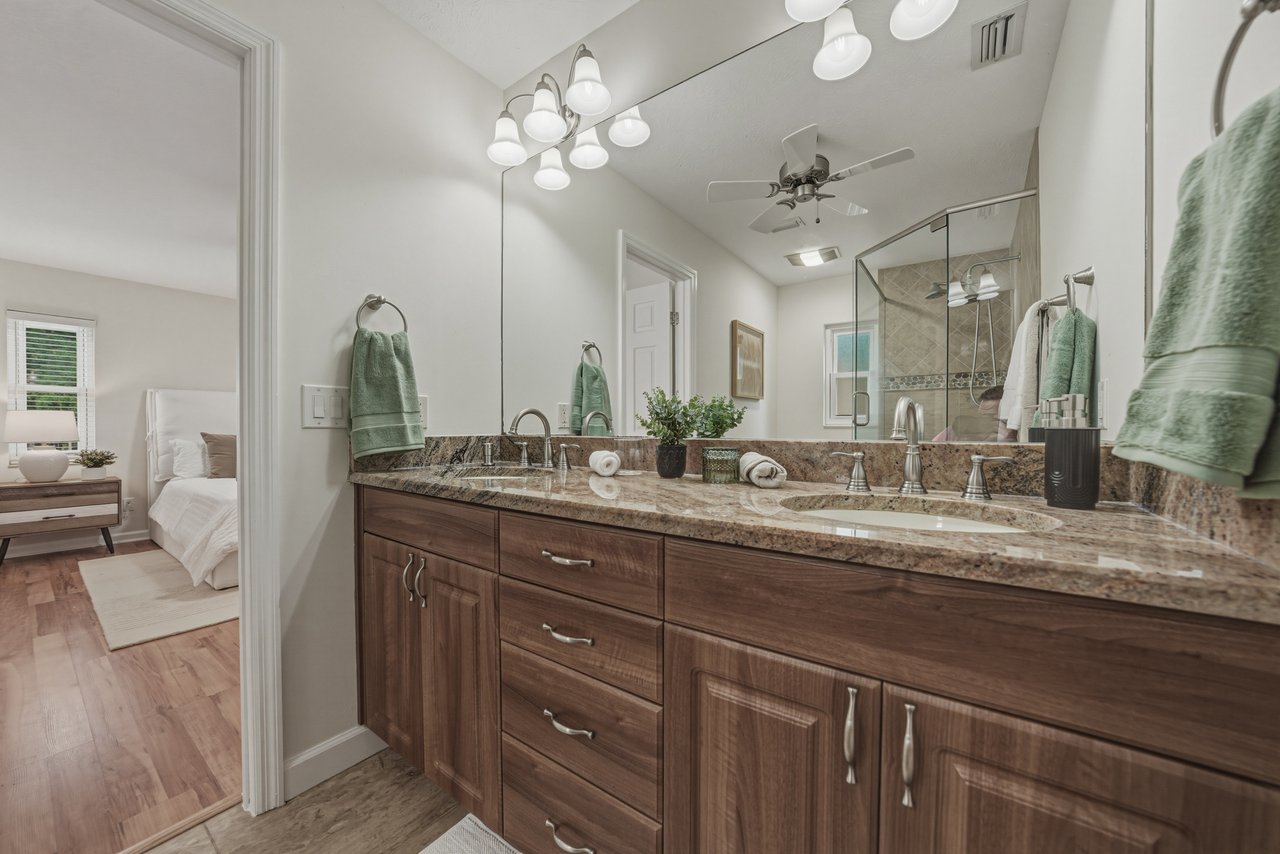 7601 Thunderhead Street