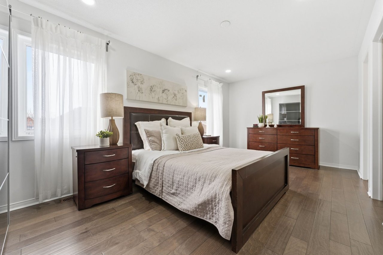 647 Courtney Valley Rd