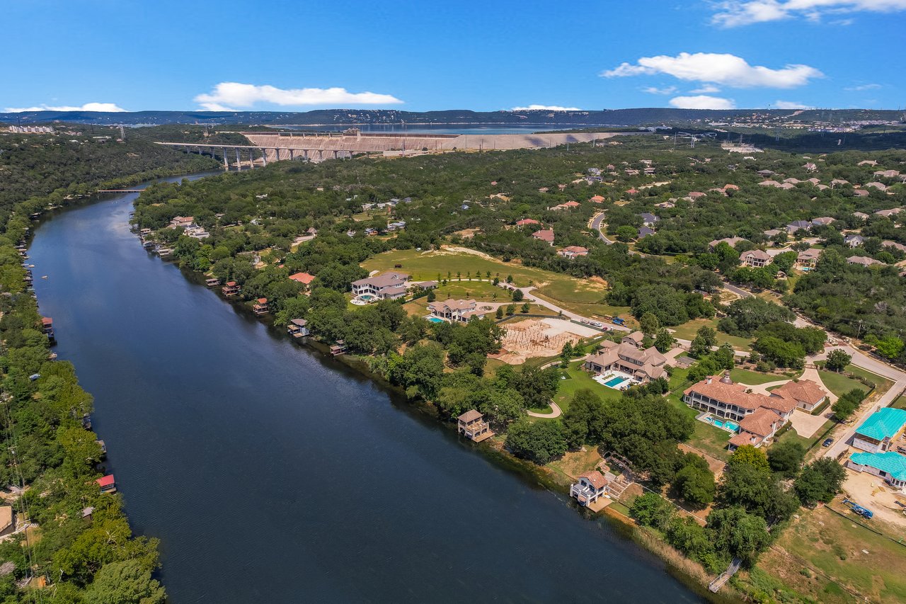 Extraordinary Lake Austin Compound