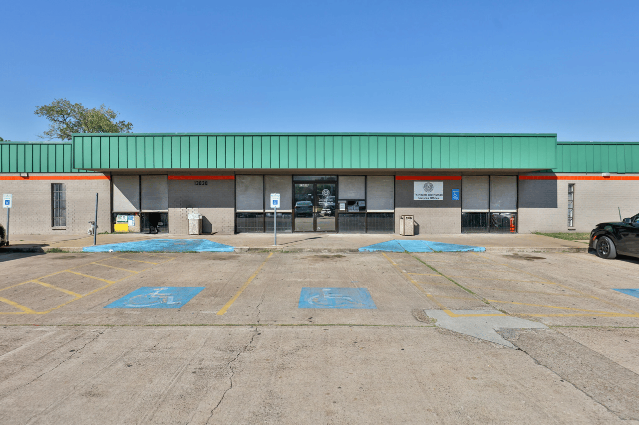  13838 Buffalo Speedway