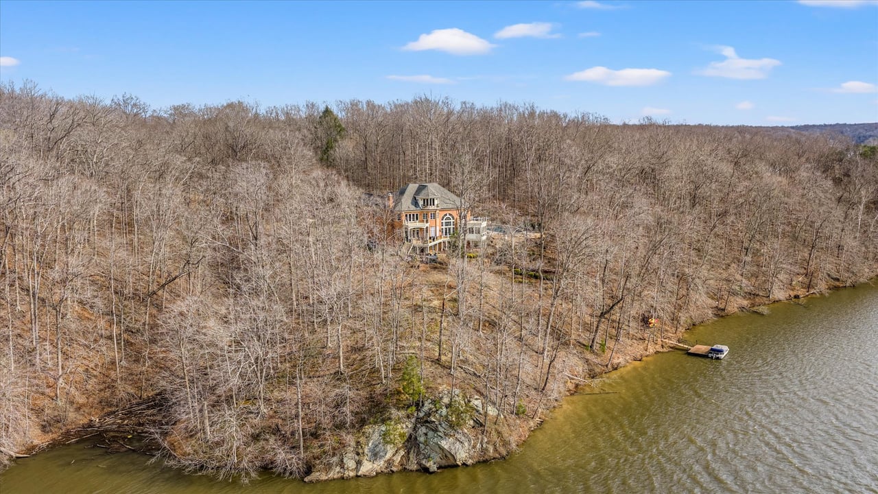 10036 Lake Occoquan Dr