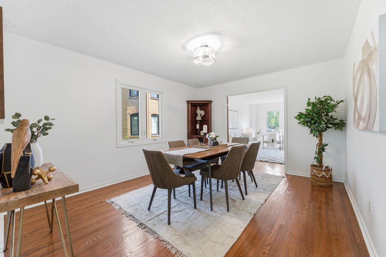 5211 Micmac Cres