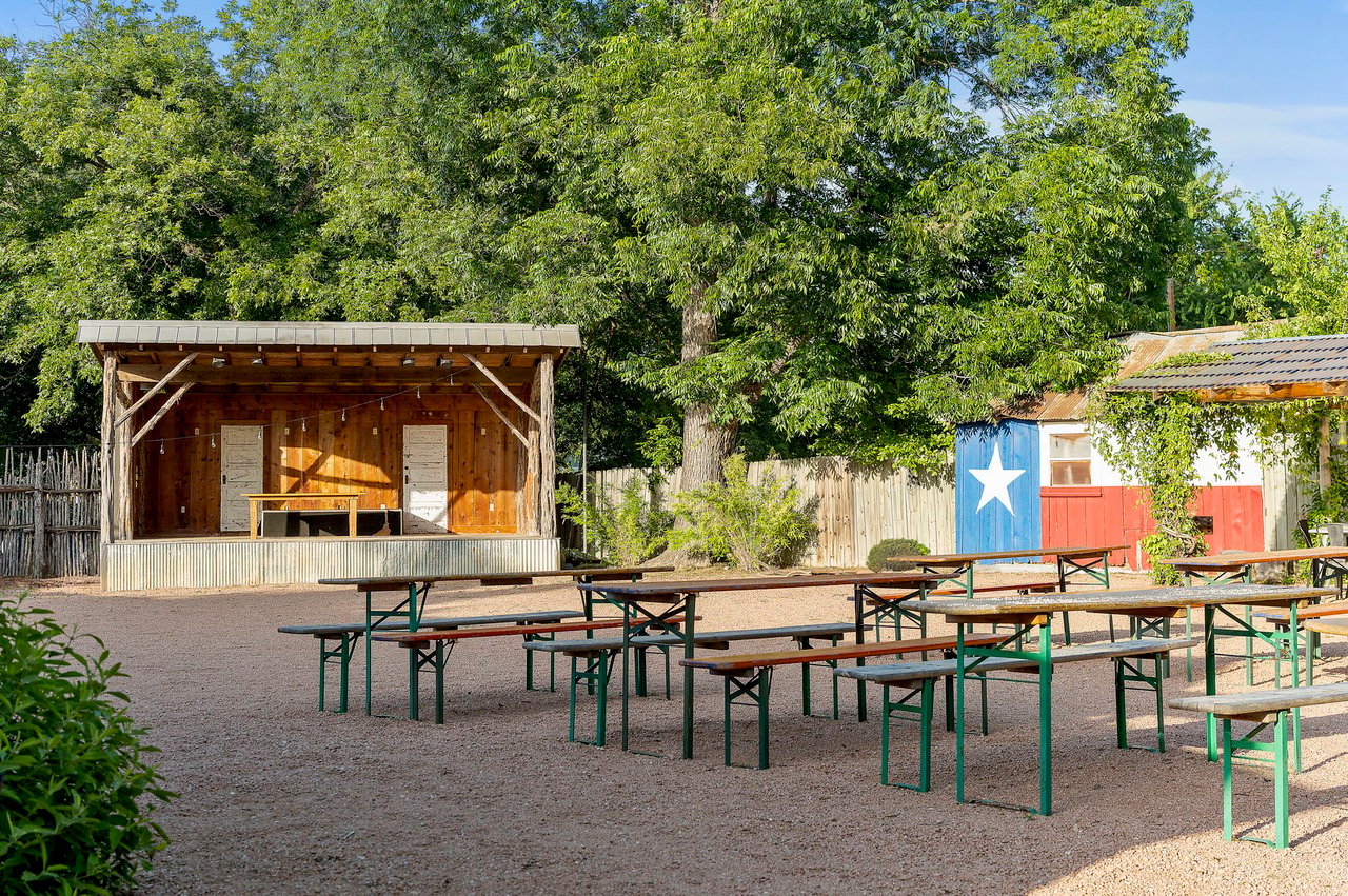 CAMP COMFORT